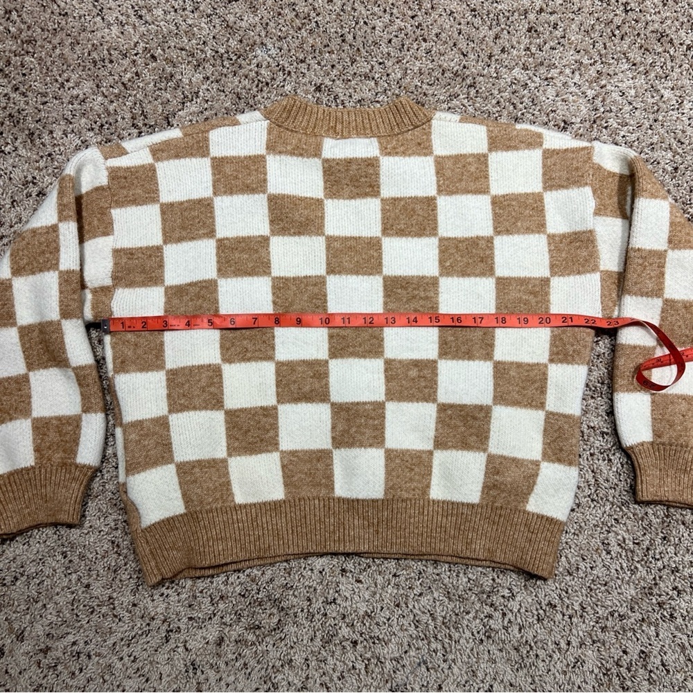 Listicle Tan and Cream Checkered Cardigan - Picture 7 of 8